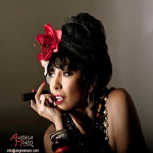 &Aacute;ngela Muro