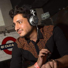 Contractura DJ