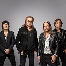 Man&aacute;