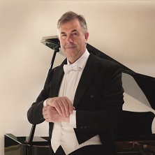Miguel Olano