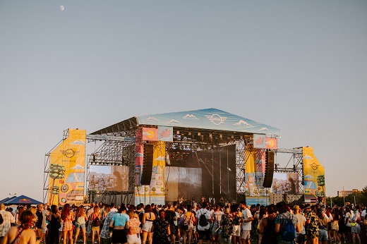 Low Festival