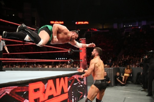 WWE LIVE
