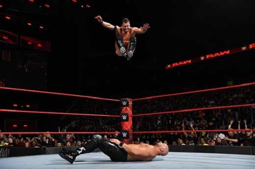 WWE LIVE